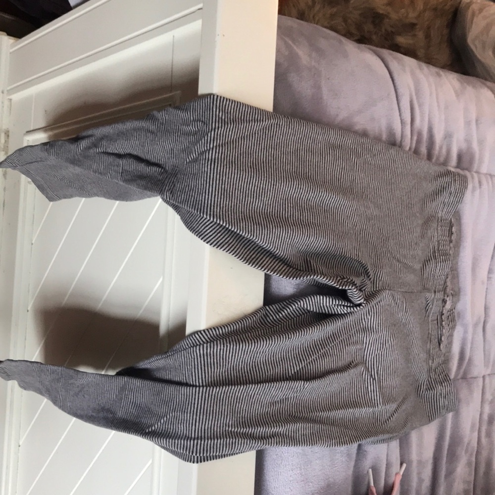 Black and tan striped leggings